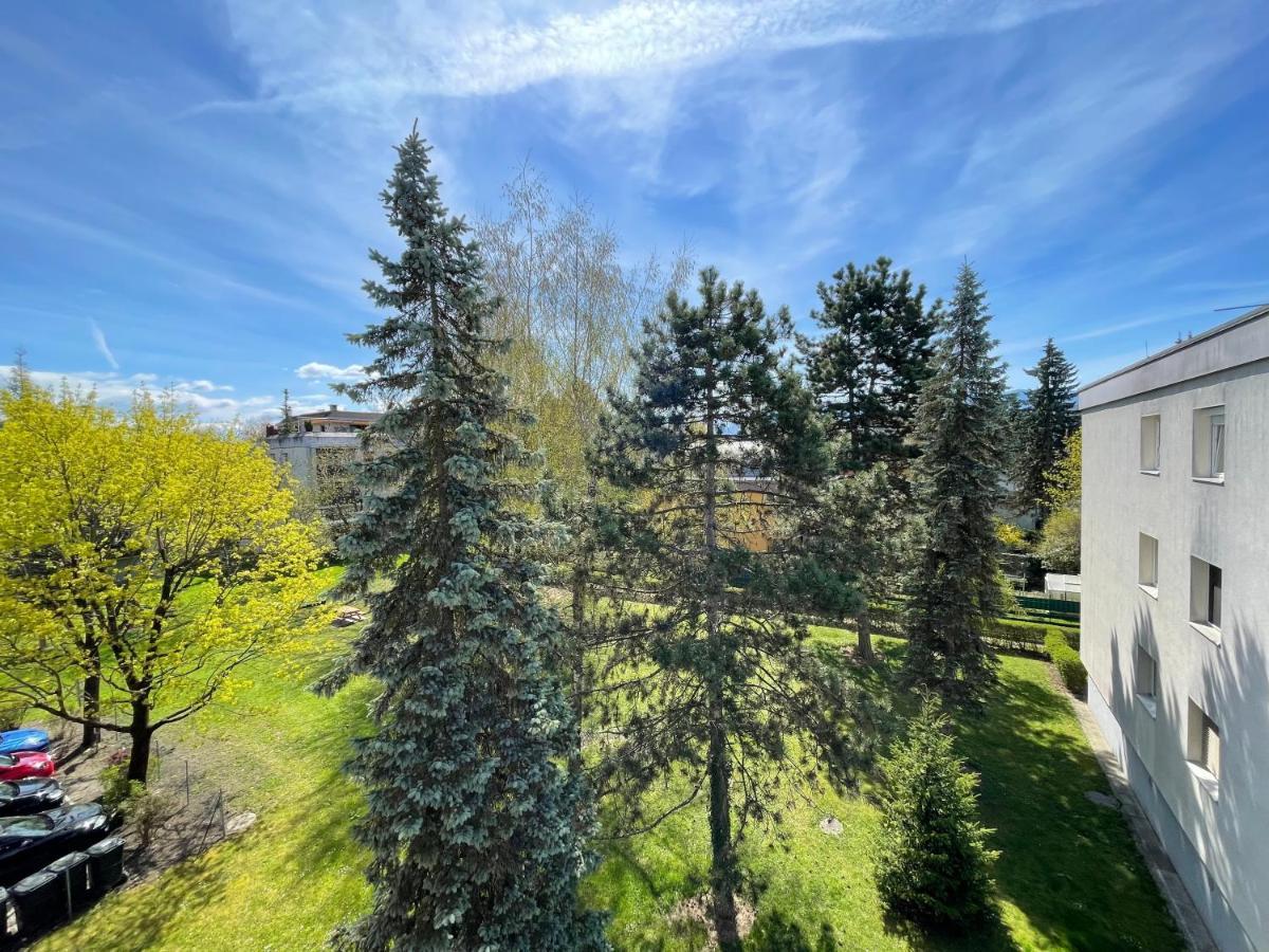 Spacious 3Bd Top Floor Flat Close To Lake Klagenfurt am Woerthersee Eksteriør bilde